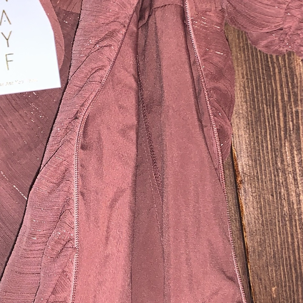 Wayf Women's Blouse S Rust Back Sleeves Ruching LS Bell Gold Thread Accents‎ NWT - Picture 2 of 7